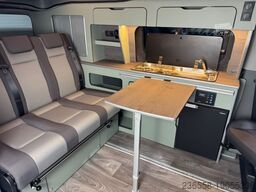 SALTY BLUE Ford Tourneo Titanium 2.5 PHEV, Premium Ausbau