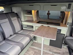 SALTY BLUE Ford Tourneo Titanium 2.5 PHEV, Premium Ausbau