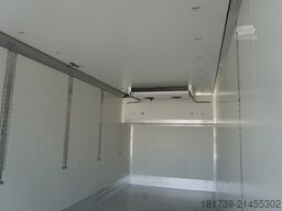 MAN TGX 26.470 / 2022 / Krone Refrigerator 4