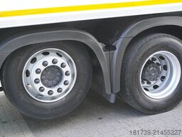 Mercedes-Benz Actros 2546 / Lecapitaine refrigerator