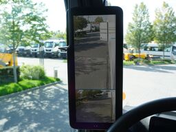 Mercedes-Benz Actros 2546 / Lecapitaine refrigerator