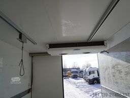 Renault D210 12T / Bitemperature Refrigerator