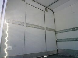 Renault D210 12T / Bitemperature Refrigerator