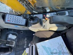 Liebherr A918 Engcon NL MACHINE