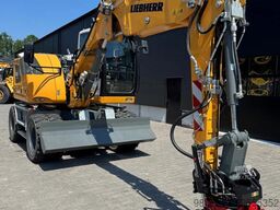 Liebherr A910-2023 800 UUR ROTOTILT !!