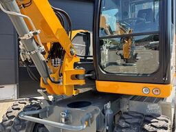 Liebherr A910-2023 800 UUR ROTOTILT !!