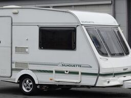 SPRITE Swift 390 mit Mover und Vorzelt