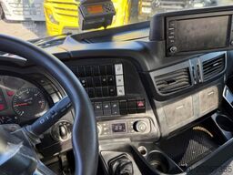 IVECO 500 8x4 Kipper Bordmatik