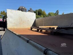 MERCEDES-BENZ Arocs 3243 8x4 Hiab 166-4