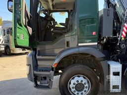 MERCEDES-BENZ Arocs 3243 8x4 Hiab 166-4