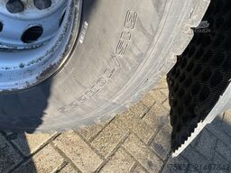 Hulleman Trucks & Machinery BV Hulleman Trucks & Machinery BV Hulleman Trucks & Machinery BV