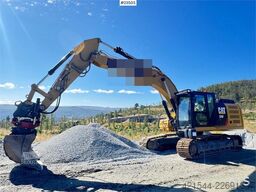 Caterpillar 326FL Excavator – R8 Rototilt and 2 Buckets