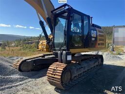 Caterpillar 326FL Excavator – R8 Rototilt and 2 Buckets