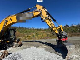 Caterpillar 326FL Excavator – R8 Rototilt and 2 Buckets