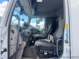 DAF LF210 4x2 Box Truck with Carrier Refrigeration Uni