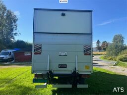 Iveco 35S16 8-Pallet Box Truck with 2 Sets of Tyres