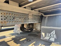 Mercedes-Benz Actros 1833 4x2 Box Truck with Full Side Opening