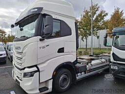IVECO AS260S46Y/FS CM 2LNG