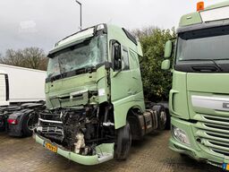 Volvo FH 13.460 6X2 Voorloopas SCHADE/UNFALL/DAMAGE
