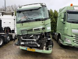 Volvo FH 13.460 6X2 Voorloopas SCHADE/UNFALL/DAMAGE