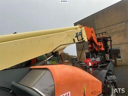 JLG 4017 telehandler w/ two pallet forks and bucket. C