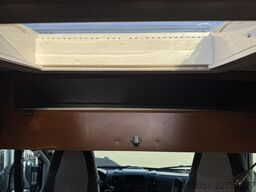 KARMANN Dexter 600 Solar+Wechselr+Markise+Sat TV+AHK