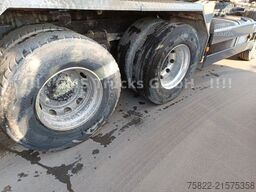 MAN TGA 32.360 / 8X4 / Liebherr 9qm