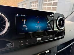 MERCEDES-BENZ Sprinter 319 CDI V6 Kasten L2H2 RWD *AHK 3500KG*