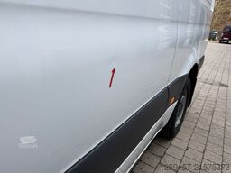 MERCEDES-BENZ Sprinter 319 CDI V6 Kasten L2H2 RWD *AHK 3500KG*