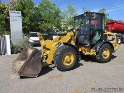 caterpillar 906H2 Radlader, Schaufel + Gabel