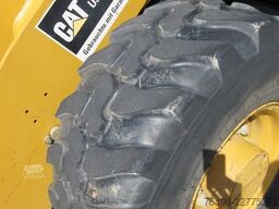 caterpillar 906H2 Radlader, Schaufel + Gabel