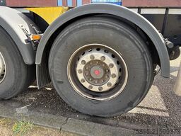 Renders-has FCCA08FY (CONTAINER CARRIER) Multichassis / Ext...