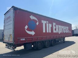 Schmitz Cargobull Curtainsider Mega