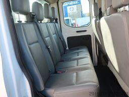 FORD Nr.2 Transit Pritsche DoKa / 1. Hand / Kamera /