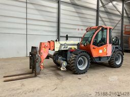 JLG 4013