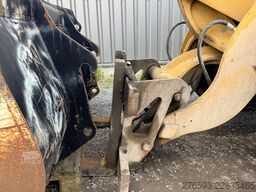 Caterpillar 907M