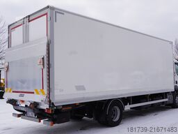 Renault D280 16T / Box truck 18 EPAL / Tail lift