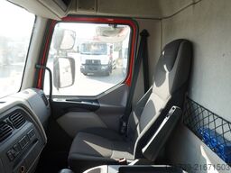 DAF LF 19.320 / 22 EPAL box / 130 tho. km