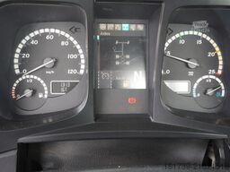 Mercedes-Benz Arocs 2633 flatbed truck / Crane FASSI