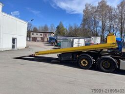 MERCEDES-BENZ Actros 4 Abschleppwagen mit Kran