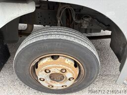 MERCEDES-BENZ 823 L Koffer LBW 395.000 Km *2005*