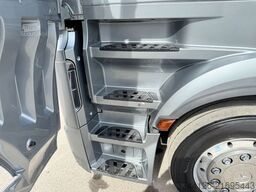 MERCEDES-BENZ Actros 1842 LL/Lowliner/Retarder/2XTANK/Euro5