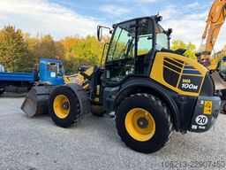 KOMATSU WA 100 M-8E0 **Top Zustand **