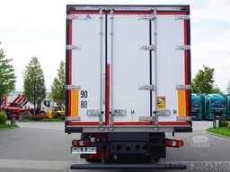 Mercedes-Benz Actros 2546 / Lecapitaine refrigerator