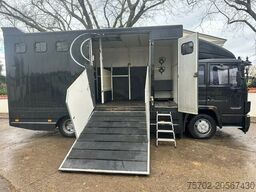 Volvo FL 408 3-4 Pferdetransporter