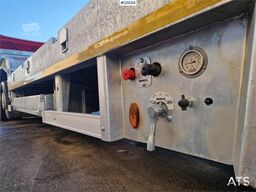 Alim Treyler Fully galvanized machine semi-trailer. Hyd