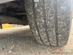 Mercedes-Benz Sprinter 316 w/ Lift REPAIR OBJECT