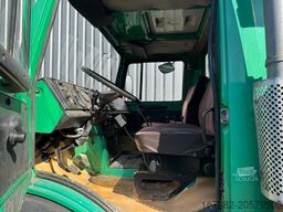 MercedesBenz Unimog U1700