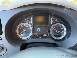 DAF LF 210 2.5T LBW 8.1M ACC NL Truck APK/TUV 04-2027