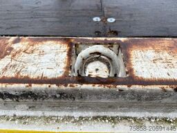 Krone Plattform 7,45m mit Steckrungen mittig